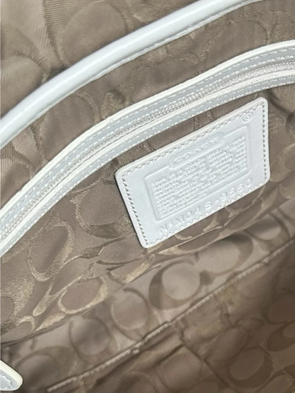 Coach Soho Buckle Flap Shoulder Bag White Leather 9550 Y2K